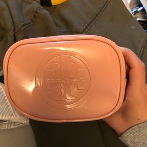 Tory burch cosmetic case